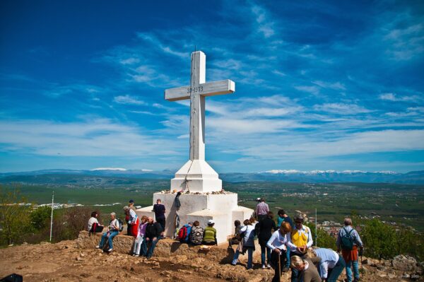 1626px-Medjugorje_cross Pielgrzymka do Medjugorje z Imprezą Sylwestrową (27.12.2025-03.01.2026) 950 zł + 280 Euro